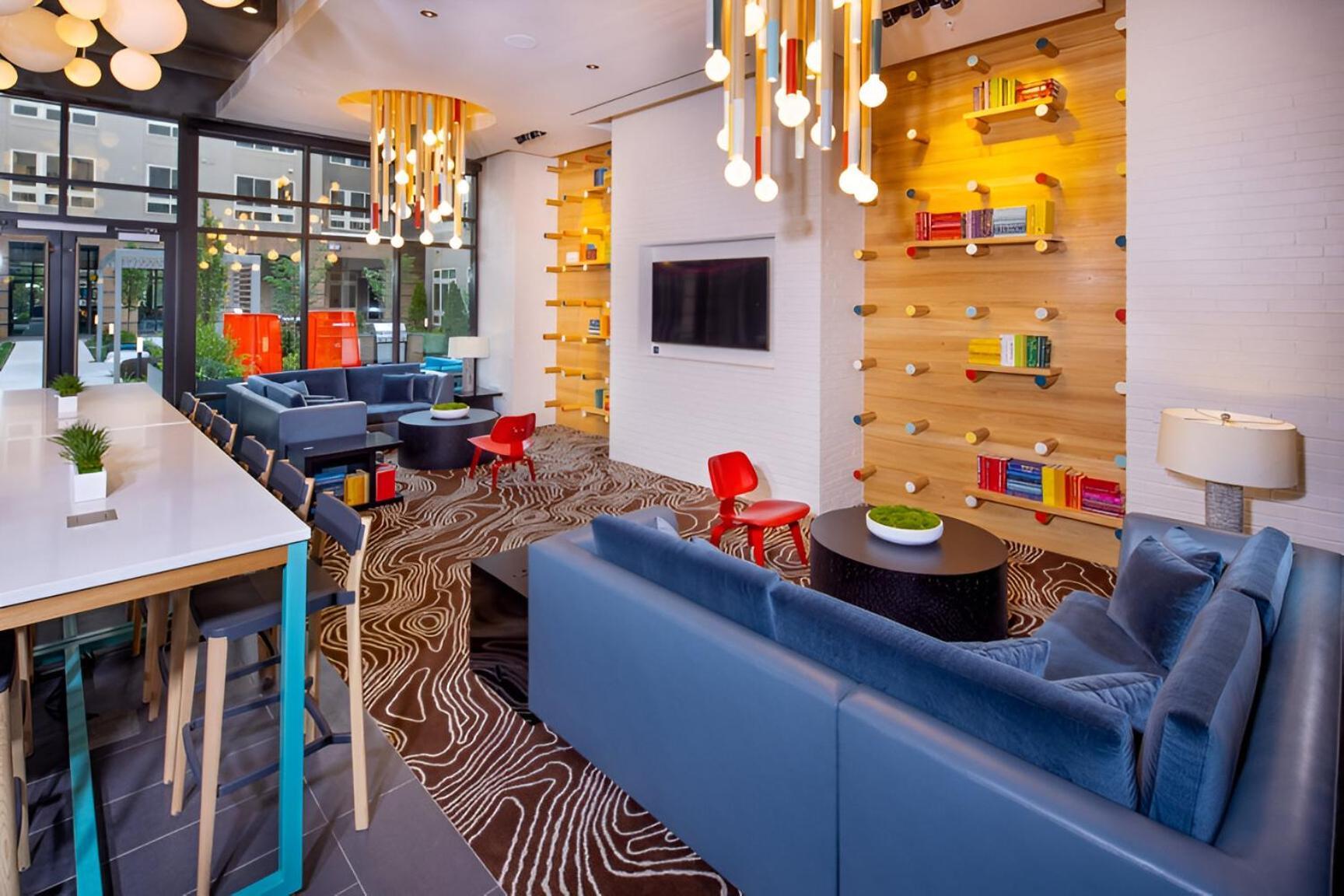 Spacious In Apartment